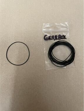 Oakley Gearbox. Watch gasket
